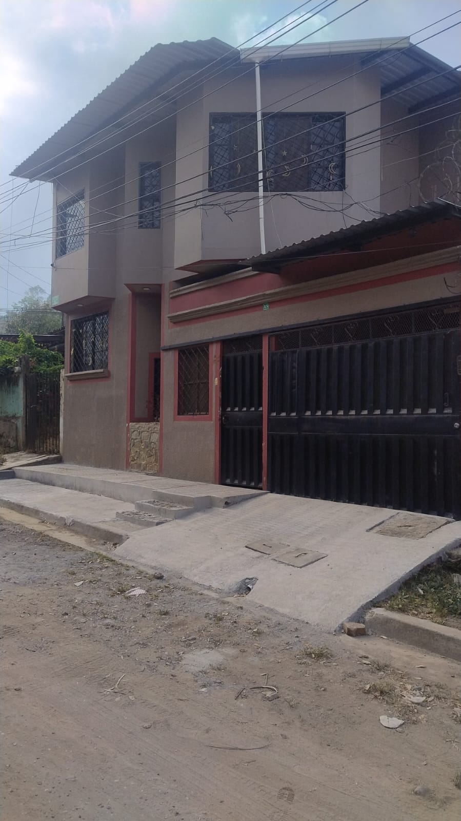 Casa Grande en Colonia Las Brisas