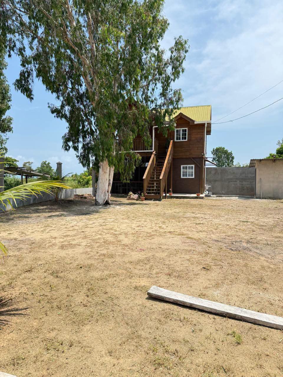 Cabaña A Puerta Cerrada en Trujillo